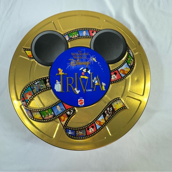 Disney Vintage 90’s The Wonderful World of Disney Trivia Board Game - Picture 1 of 7